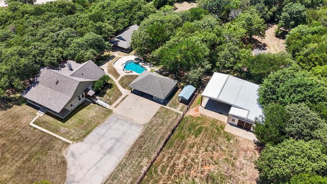6500 Lusk Branch Court, Granbury, TX 76049