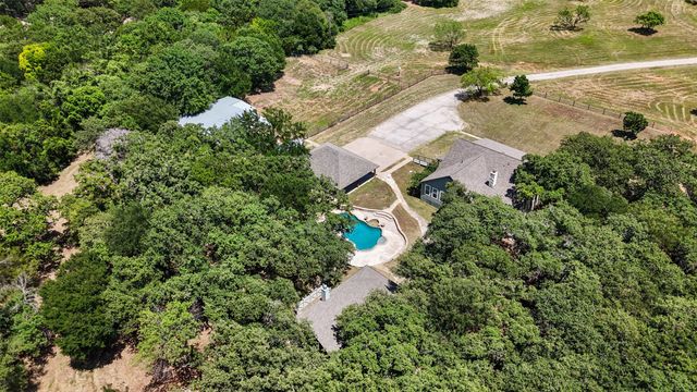 6500 Lusk Branch Court, Granbury, TX 76049