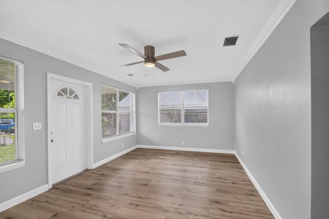 504 N E Street, Lake Worth Beach, FL 33460