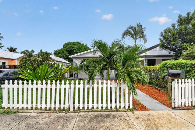 504 N E Street, Lake Worth Beach, FL 33460