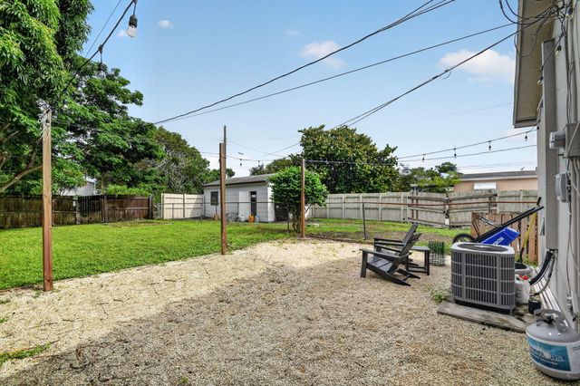 504 N E Street, Lake Worth Beach, FL 33460
