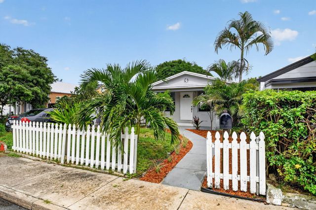 504 N E Street, Lake Worth Beach, FL 33460