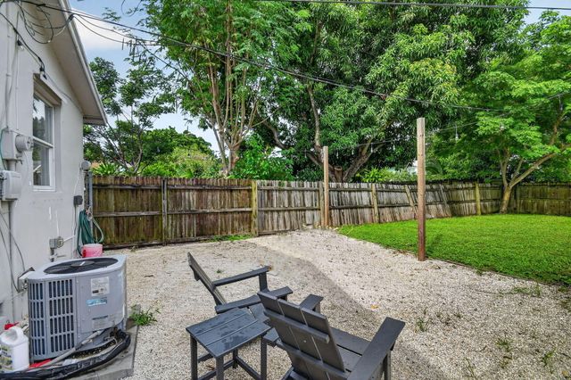 504 N E Street, Lake Worth Beach, FL 33460