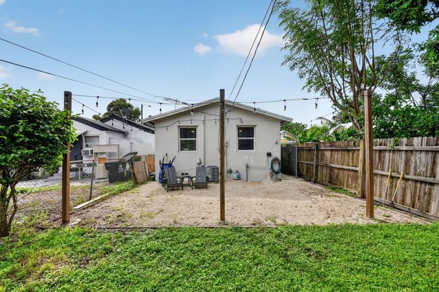 504 N E Street, Lake Worth Beach, FL 33460