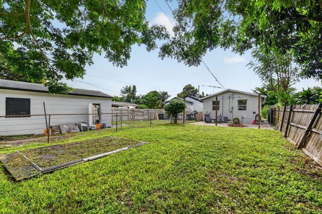504 N E Street, Lake Worth Beach, FL 33460
