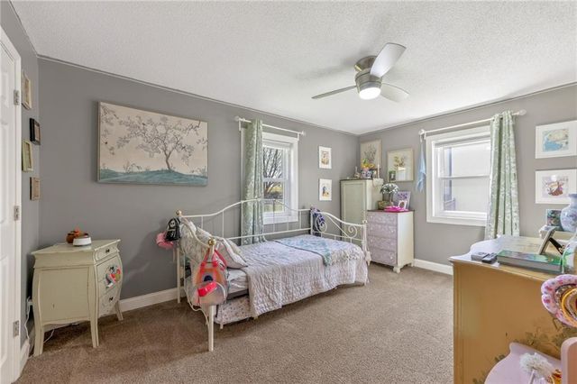 611 N Winnebago Drive, Lake Winnebago, MO 64034