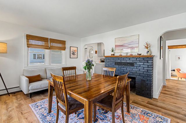 22 Davis Parkway, South Burlington, VT 05403