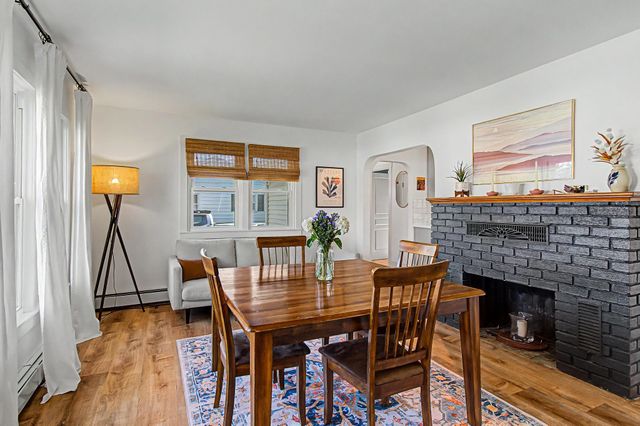 22 Davis Parkway, South Burlington, VT 05403