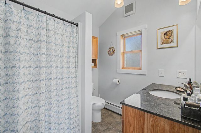 22 Davis Parkway, South Burlington, VT 05403