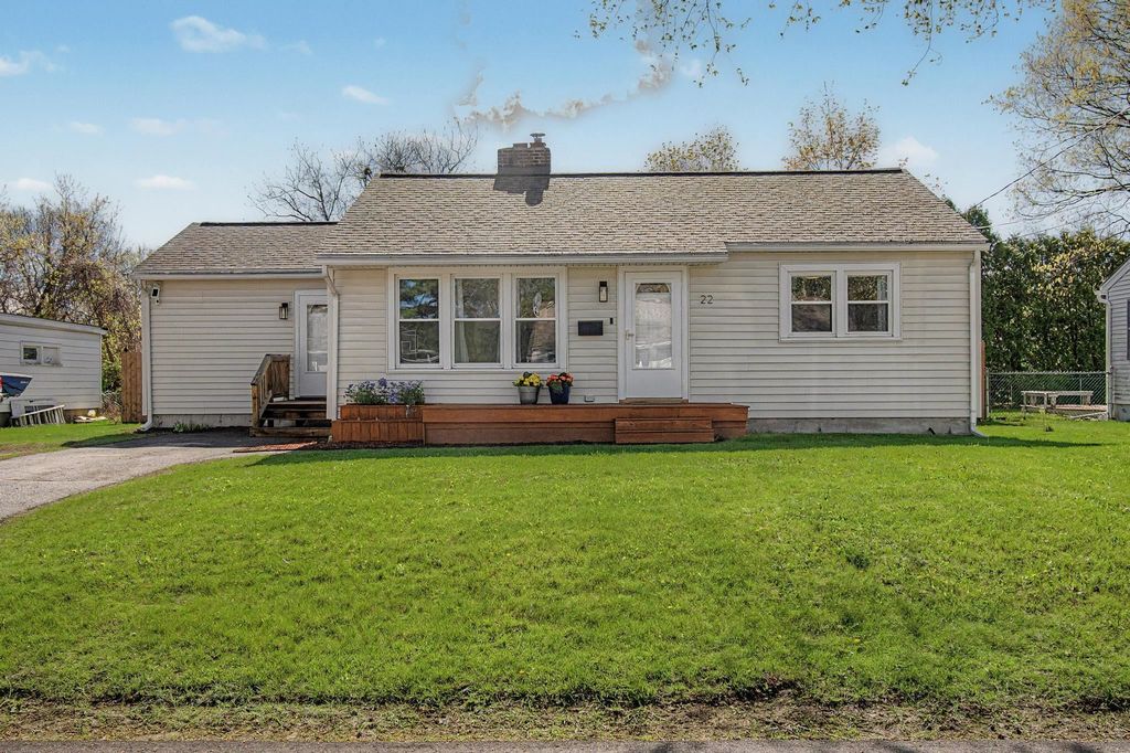 22 Davis Parkway, South Burlington, VT 05403