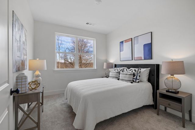 6001 Mill Tree Ct, Nashville, TN 37221