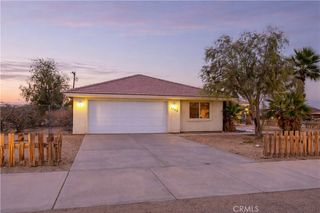 1286 Arctic Avenue, Thermal, CA 92274