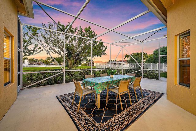 6206 Indian Forest Circle, Lake Worth, FL 33463