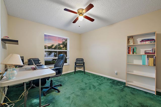 6206 Indian Forest Circle, Lake Worth, FL 33463