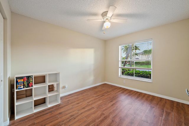 6206 Indian Forest Circle, Lake Worth, FL 33463