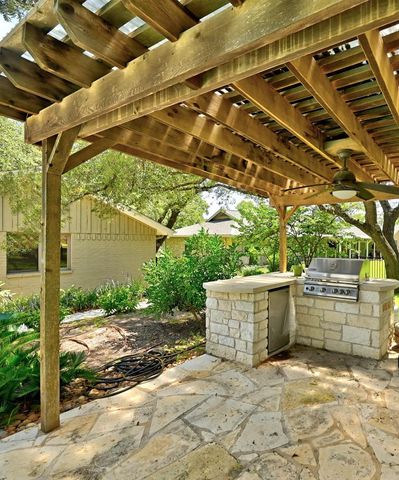 8608 Crest Ridge CIR, Austin, TX 78750