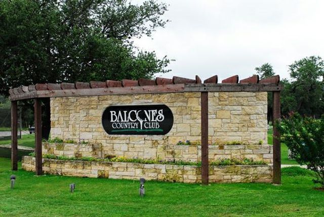 8608 Crest Ridge CIR, Austin, TX 78750