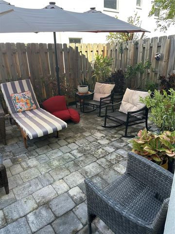 2615 SE 12th St, Homestead, FL 33035