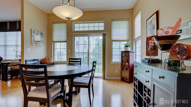 3 Crooked Stick Place, Monroe, NJ 08831