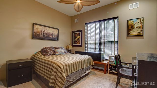 3 Crooked Stick Place, Monroe, NJ 08831