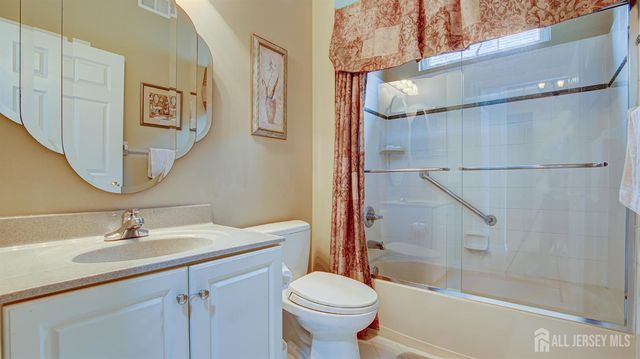 3 Crooked Stick Place, Monroe, NJ 08831