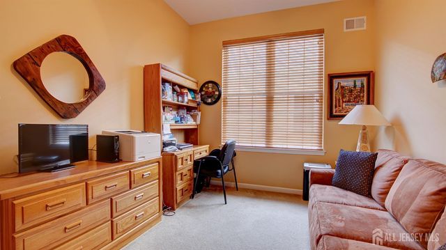 3 Crooked Stick Place, Monroe, NJ 08831