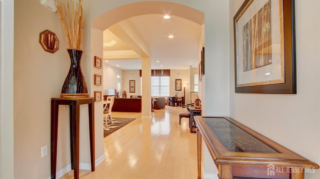 3 Crooked Stick Place, Monroe, NJ 08831