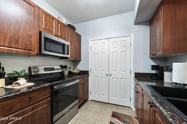 10136 E SOUTHERN Avenue 1067, Mesa, AZ 85209