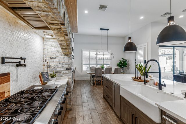 3414 E GABLE Circle, Mesa, AZ 85204