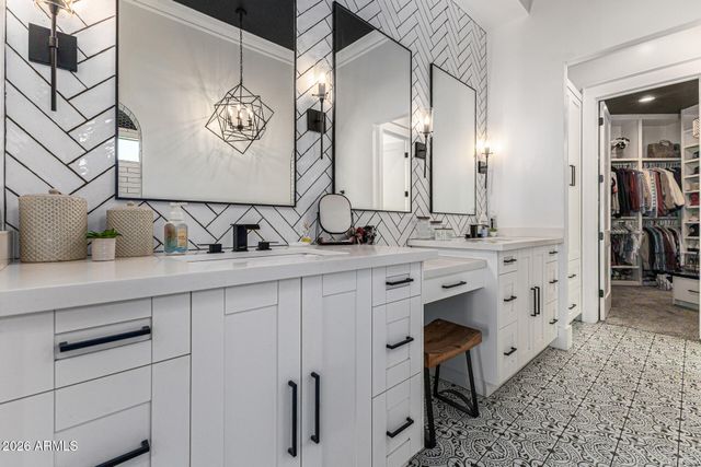 3414 E GABLE Circle, Mesa, AZ 85204