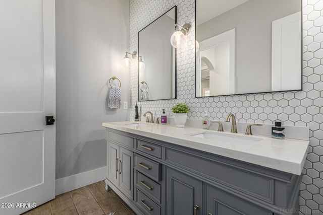 3414 E GABLE Circle, Mesa, AZ 85204