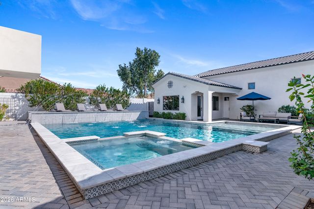 3414 E GABLE Circle, Mesa, AZ 85204