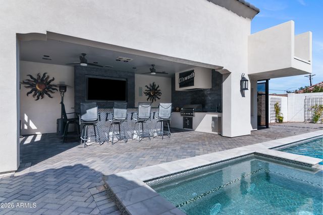 3414 E GABLE Circle, Mesa, AZ 85204