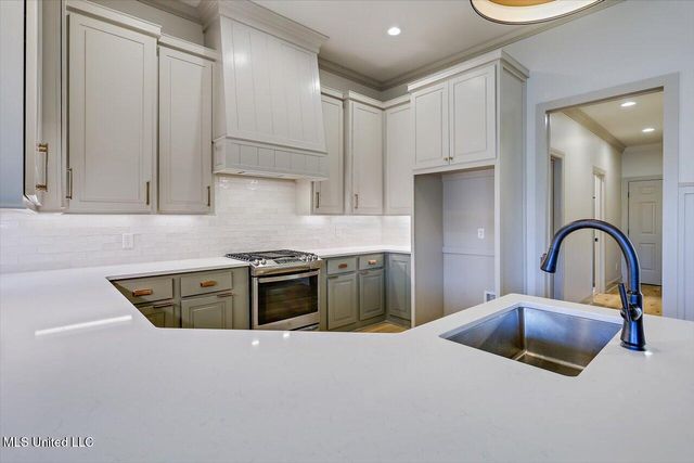 732 Bearing Way, Brandon, MS 39047