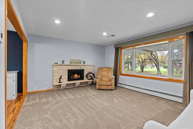 6972 Hickory Drive NE, Fridley, MN 55432