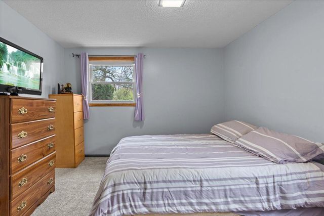 6972 Hickory Drive NE, Fridley, MN 55432