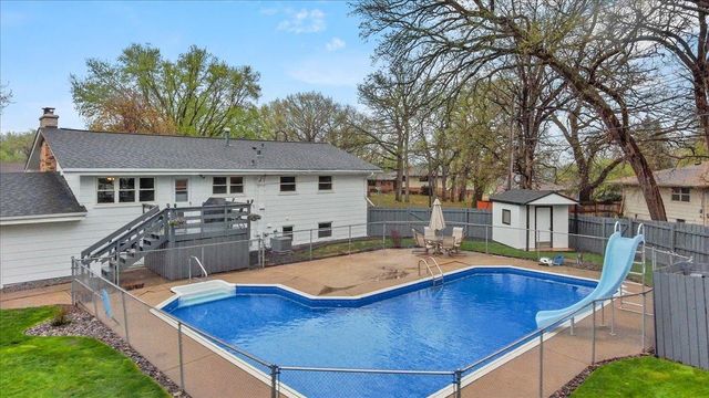 6972 Hickory Drive NE, Fridley, MN 55432