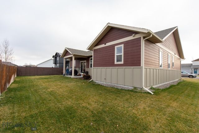 1005 Las Campanas, Belgrade, MT 59714