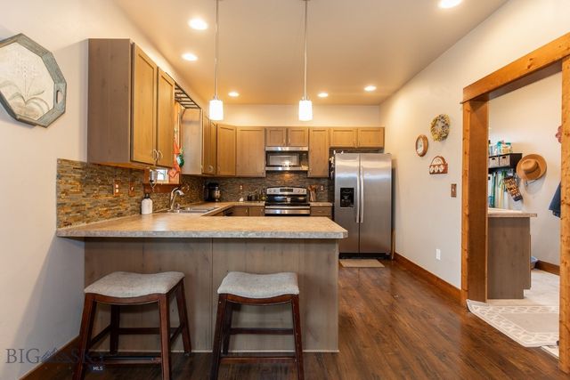 1005 Las Campanas, Belgrade, MT 59714