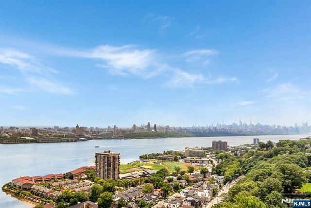 5 Horizon Road #2509, Fort Lee, NJ 07024
