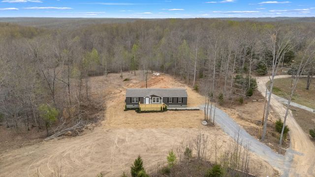 10948 Kyle Road, Bon Aqua, TN 37025