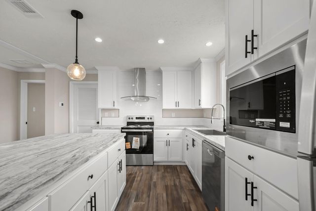 10948 Kyle Road, Bon Aqua, TN 37025