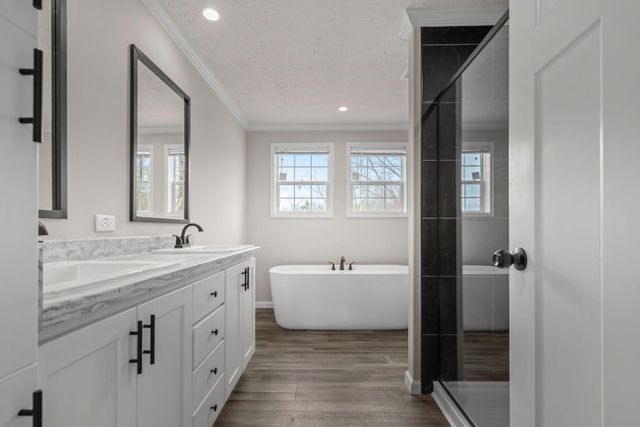 10948 Kyle Road, Bon Aqua, TN 37025