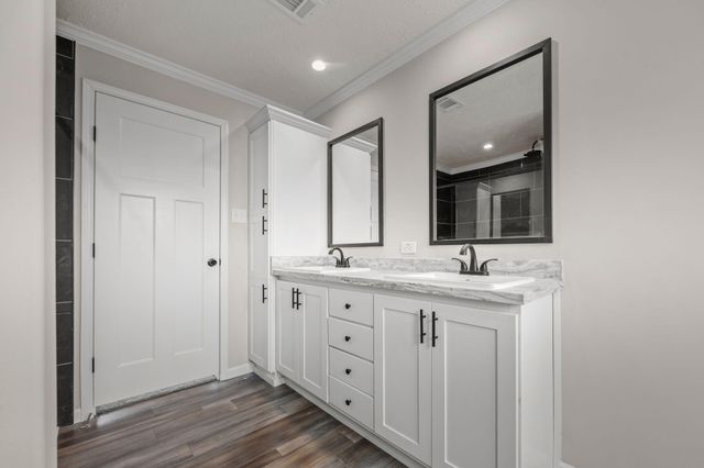 10948 Kyle Road, Bon Aqua, TN 37025