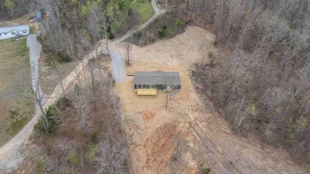 10948 Kyle Road, Bon Aqua, TN 37025