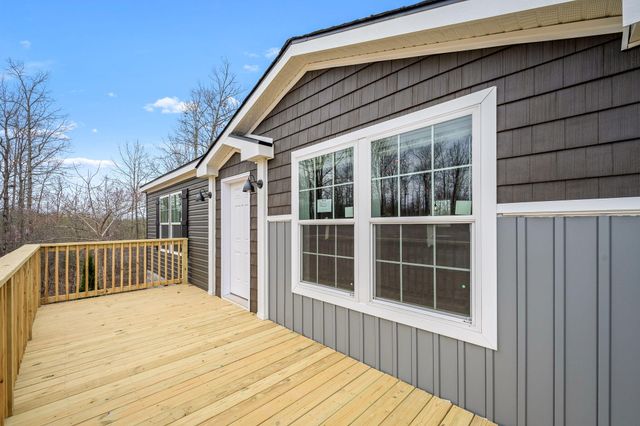 10948 Kyle Road, Bon Aqua, TN 37025