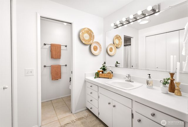 15727 Cascadian Way, Bothell, WA 98012