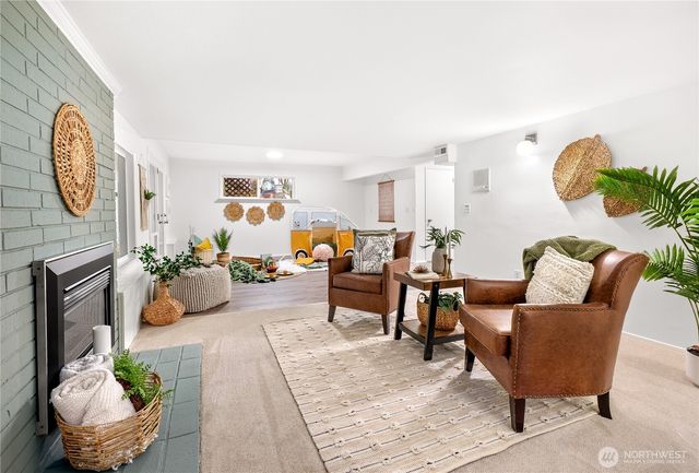 15727 Cascadian Way, Bothell, WA 98012