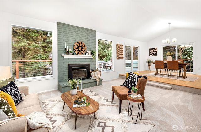 15727 Cascadian Way, Bothell, WA 98012