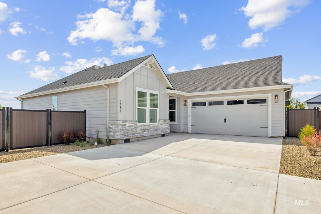 2289 E Valensole St., Meridian, ID 83642